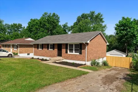 436 Peachtree Rd, Lexington, KY 40509