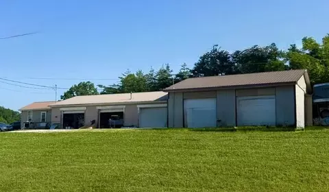 86 Montana Ln, Frenchburg, KY 40322