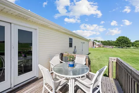 Exterior - 143 Rolling Meadows Dr, Lancaster, KY 40444 photo 3 of 10