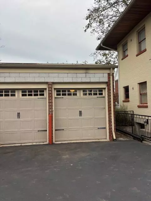 275 S Limestone, Lexington, KY 40508