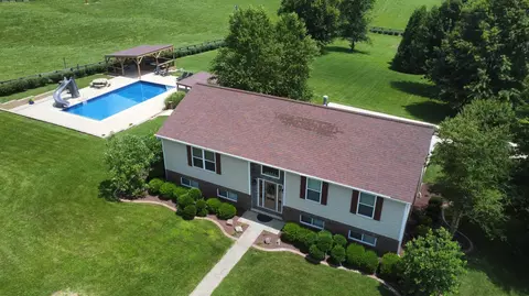 142 Mills Ln, Frankfort, KY 40601