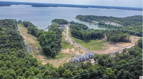 820 Eagle Point Dr, Grand Rivers, KY 42045