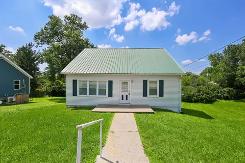 518 Graham Ave, Harrodsburg, KY 40330