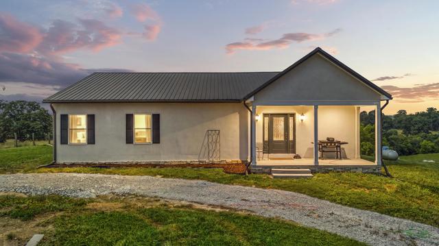 1518 Hughes Ln, Cynthiana, KY 41031