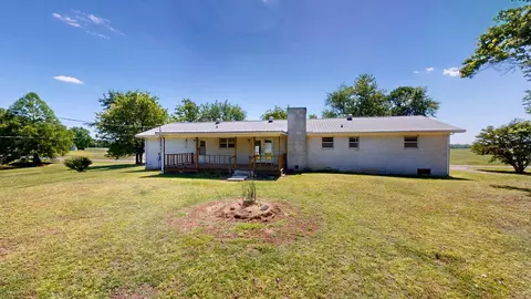 Exterior - 760 State Route 83, Mayfield, KY 42066 photo 6 of 9