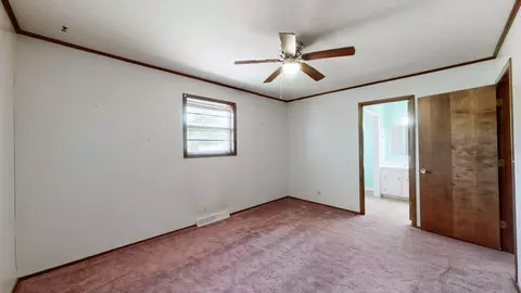 Bedroom - 760 State Route 83, Mayfield, KY 42066 photo 3 of 5