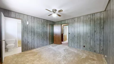 Bedroom - 760 State Route 83, Mayfield, KY 42066 photo 2 of 5