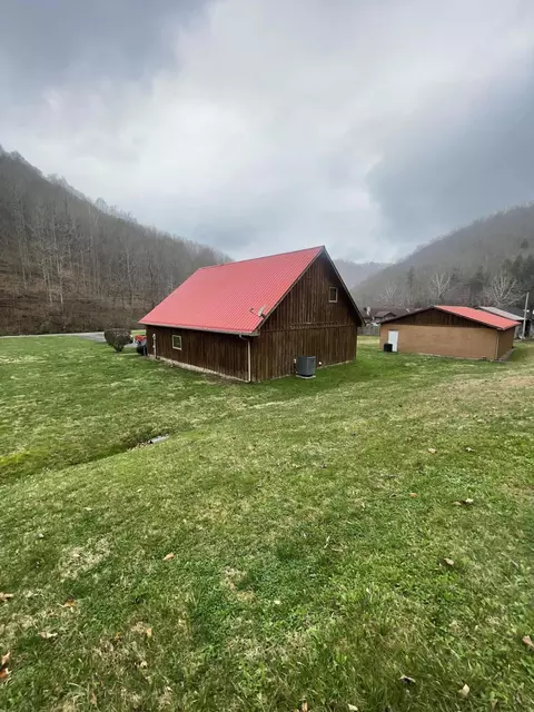 143 Trace Branch Rd, Walker, KY 40997 photo 39