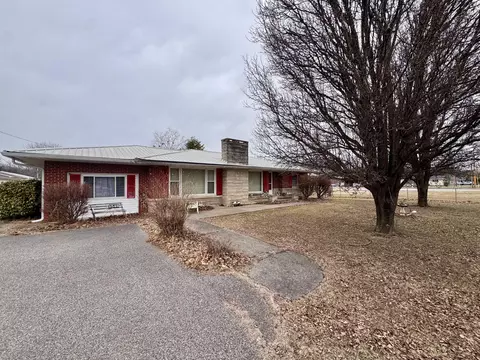 1549 Husband Rd, Paducah, KY 42003