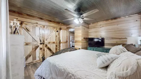 Bedroom - 500 Dairy Ln, Murray, KY 42071 photo 4 of 7