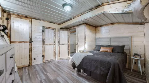 Bedroom - 500 Dairy Ln, Murray, KY 42071 photo 7 of 7