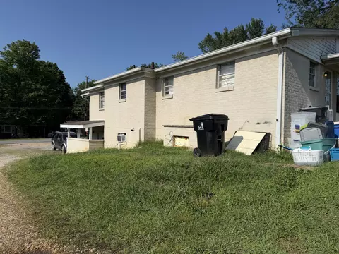Exterior - 1602 Dodson St, Murray, KY 42071 photo 3 of 5