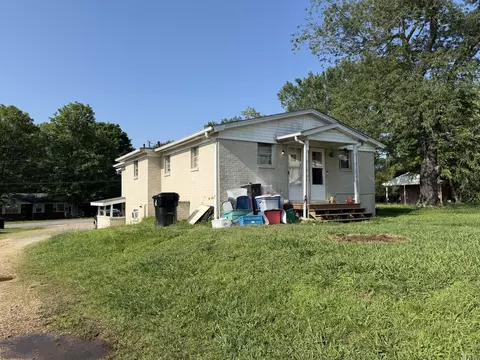 Exterior - 1602 Dodson St, Murray, KY 42071 photo 4 of 5