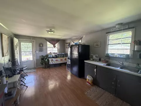 Kitchen - 1602 Dodson St, Murray, KY 42071 photo 6 of 14