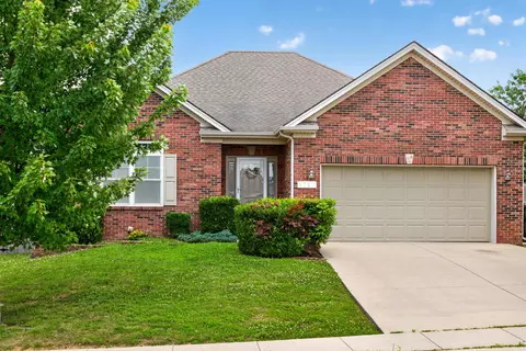 1717 Bettys Ct, Lexington, KY 40505