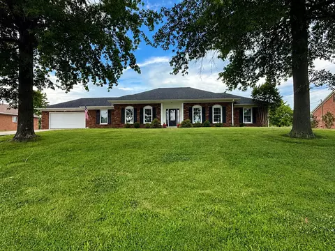 521 Shenandoah Dr, Harrodsburg, KY 40330