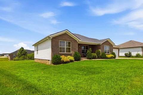 Exterior - 552 Southfork Dr, Berea, KY 40403 photo 3 of 5