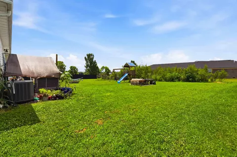 Exterior - 552 Southfork Dr, Berea, KY 40403 photo 5 of 5
