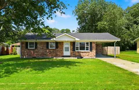 211 Laurel Dr, Berea, KY 40403