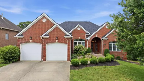 Exterior - 116 Kingston Dr, Georgetown, KY 40324 photo 3 of 8