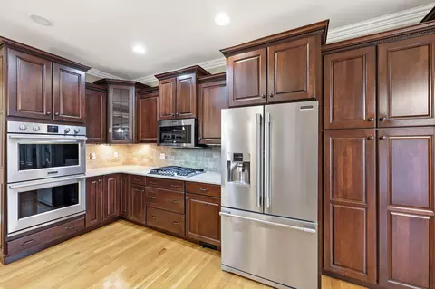 Kitchen - 116 Kingston Dr, Georgetown, KY 40324 photo 4 of 6