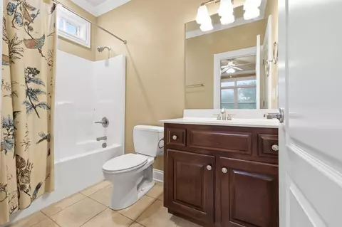 Bath - 116 Kingston Dr, Georgetown, KY 40324 photo 1 of 6
