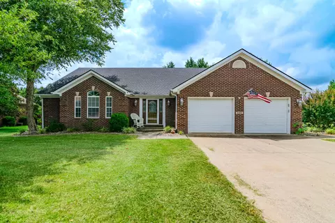 526 General Cruft Dr, Richmond, KY 40475