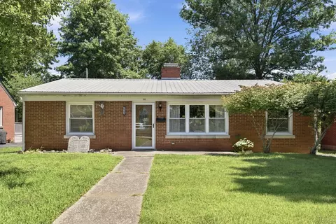335 Sheridan Dr, Lexington, KY 40503