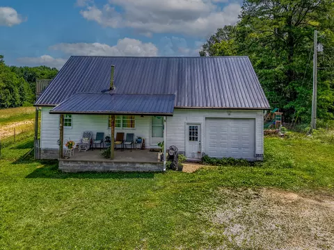 Exterior - 55 Mitchell Ln, Morehead, KY 40351 photo 2 of 4