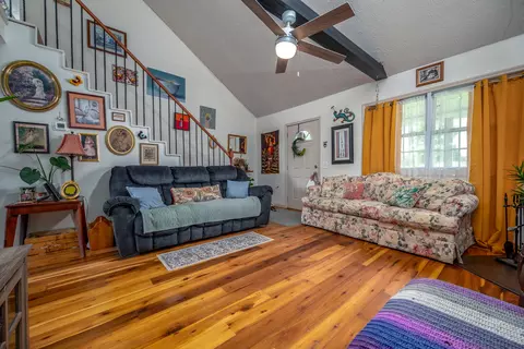 Living - 55 Mitchell Ln, Morehead, KY 40351 photo 1 of 1
