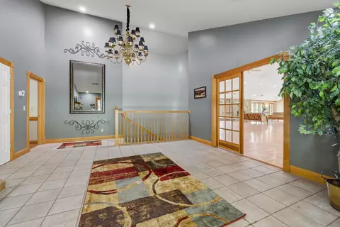Entry Way - 400 Clearfork Rd, Morehead, KY 40351 photo 2 of 3