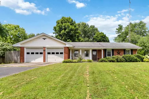 44 Lexington Ct, Danville, KY 40422