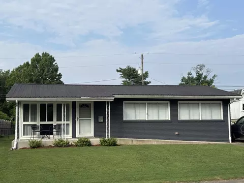 114 Oaklawn Dr, Frankfort, KY 40601