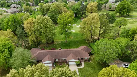 1517 Gleneagles Dr, Paducah, KY 42001