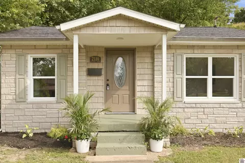 2110 Harrison St, Paducah, KY 42001
