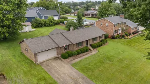 215 Delaplain Rd, Winchester, KY 40391