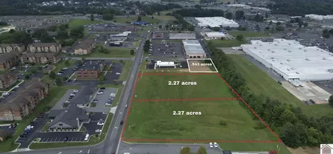 4735 Village Square Dr, Paducah, KY 42001