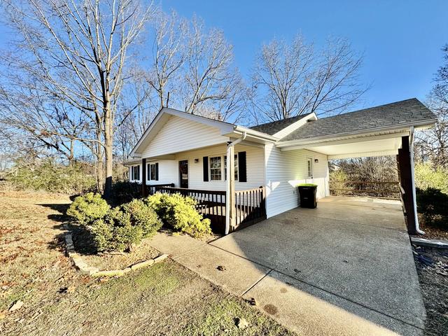 509 Hillview Dr, Cadiz, KY 42211