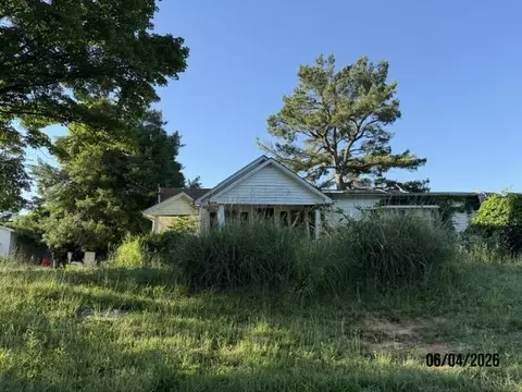 571 Ayers Ln, Scottsville, KY 42164