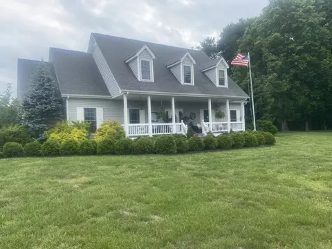 5289 Blue Springs Rd, Cadiz, KY 42211