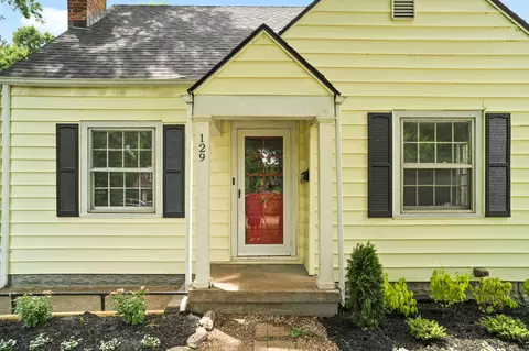 129 Delmont Dr, Lexington, KY 40504