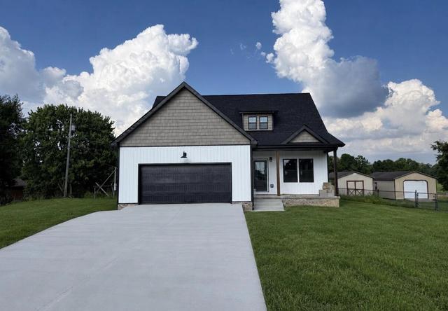 2140 Indian Trl, Lawrenceburg, KY 40342
