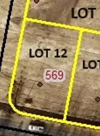 569 Elmdale Rd, Paducah, KY 42003