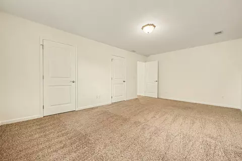 Bedroom - 106 Legacy Dr, Berea, KY 40403 photo 7 of 8
