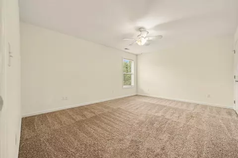 Bedroom - 106 Legacy Dr, Berea, KY 40403 photo 5 of 8