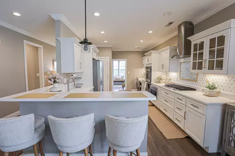 Kitchen - 145 Falling Brook Dr, Paducah, KY 42003 photo 11 of 11