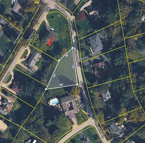 13 Whitebridge Ln, Frankfort, KY 40601