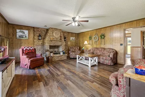 363 Grant Rd, Murray, KY 42071 photo 6