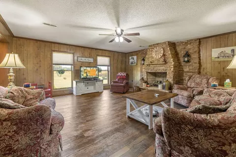 363 Grant Rd, Murray, KY 42071 photo 5