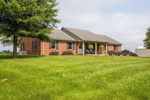 327 Collins Rd, Paris, KY 40361